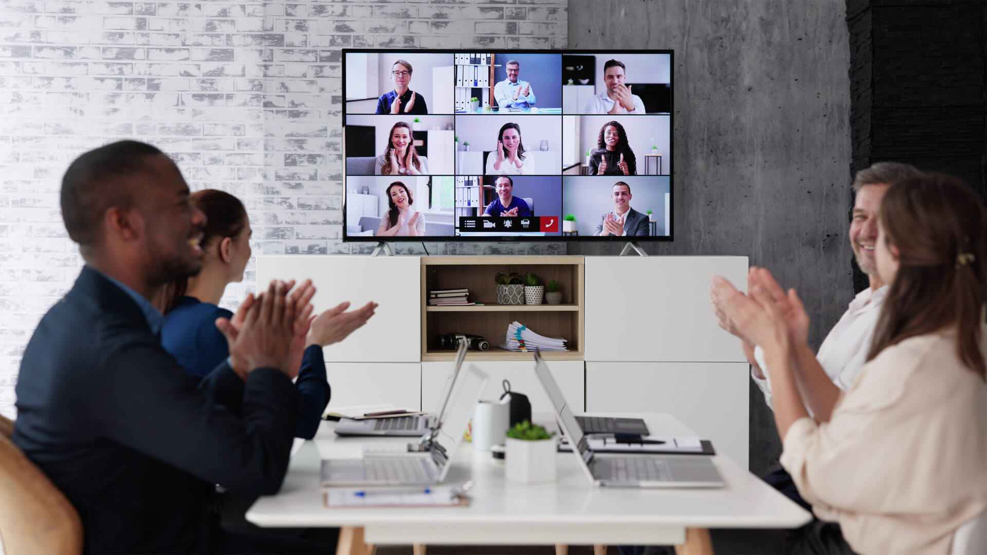 Curated visual reference: Fresh Look at Queensland S Virtual Team Building Strategy